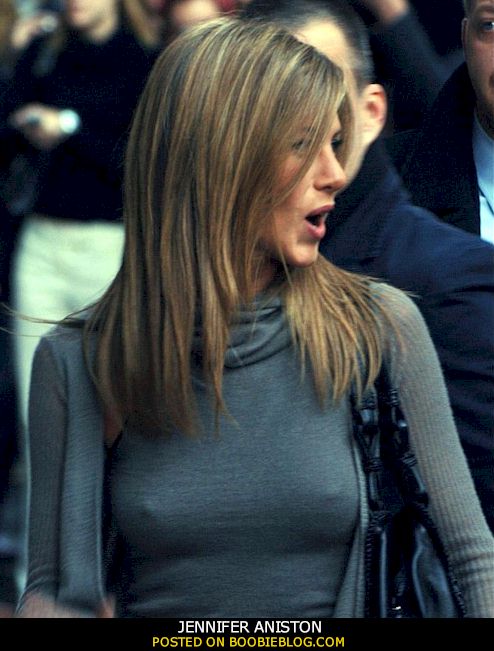 7 Responses to Jennifer Aniston Is Horny 