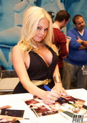 Pornstars at 2014 AEE