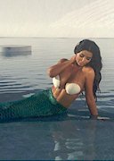 Abigail Ratchford 2017 Calendar