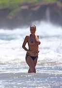 Lara Bingle topless