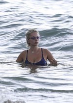 Caroline Vreeland in a swimsuit