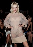 Caroline Vreeland cleavage