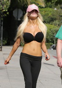 Courtney Stodden in a black top