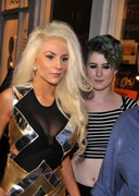 Courtney Stodden is a futuristic whore