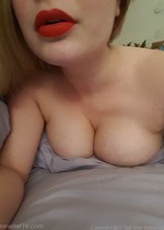 Nude selfies by a busty babe