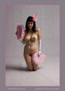 Busty burlesque babe