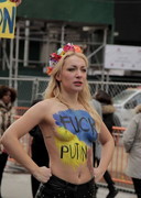 Femen Fuck Putin