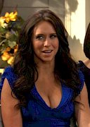 Jennifer Love Hewitt cleavage