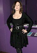 Jennifer Tilly cleavage