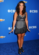 Katy Mixon showing cleavage