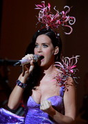 Katy Perry cleavage at Victorias Secret