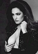 Kelly Brook 2015 calendar caps