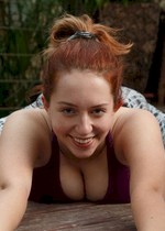 Big tit redhead