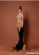 Kim Kardashian naked