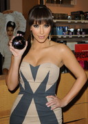 Kim Kardashian cleavage