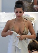 Kim Kardashian bikini candids