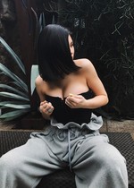 Kylie Jenner cleavage