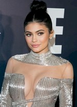 Kylie Jenner cleavage