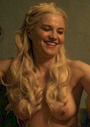 Lucy Lawless topless in Spartacus