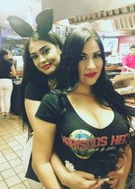 Mariscos Hector waitress