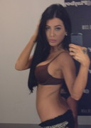 Melissa Howe underwear selfie