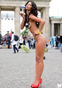 Micaela Schaefer in body paint