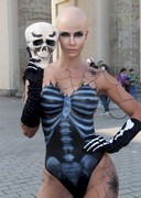 Babe in Halloween body paint