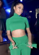 Nicki Minaj underboob