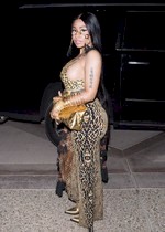 Nicki Minaj cleavage