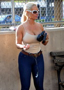 Nicole Coco Austin pokies