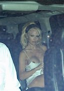 Pamela Anderson nip slip