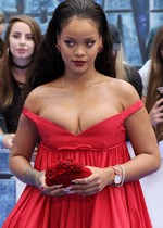 Rihanna cleavage