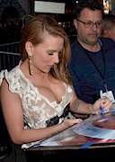 Scarlett Johansson cleavage