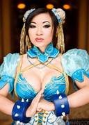 Yaya Han as Chun Li