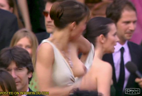 Sophie Marceau wardrobe malfunction