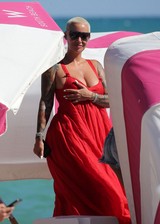 Amber Rose at beach