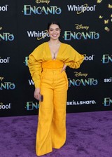 Aulii Cravalho cleavage