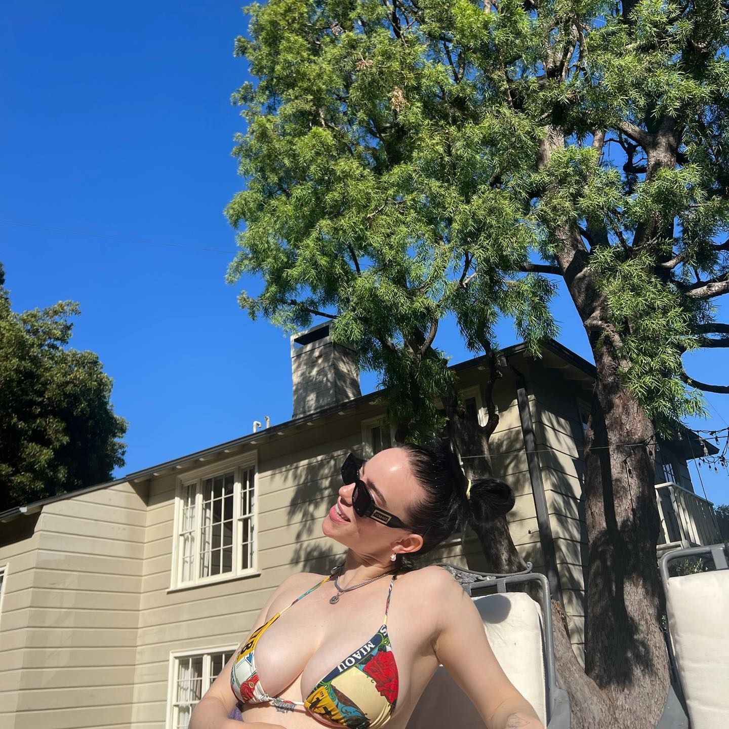 Billie Eilish boobs