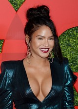 Cassie Ventura cleavage