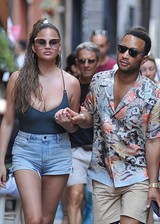 Chrissy Teigen cleavage