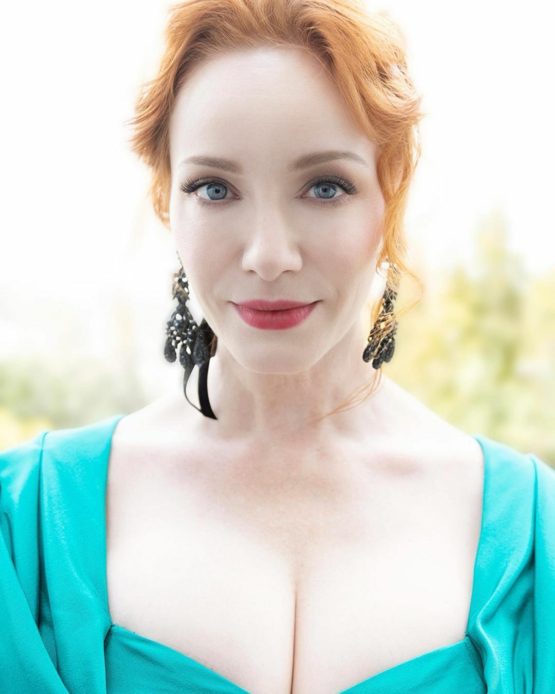 Christina Hendricks boobs