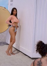 Claudia Alende topless