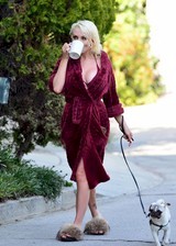 Courtney Stodden cleavage