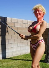 Courtney Stodden as Trump