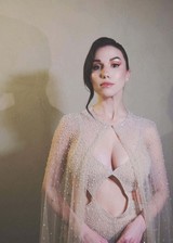 Grace Caroline Currey big boobs