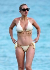 Helen Flanagan bikini pokies