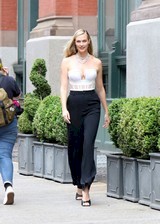 Karlie Kloss big boobs