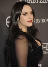 Kat Dennings cleavage