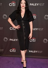 Kat Dennings cleavage