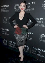 Kat Dennings cleavage